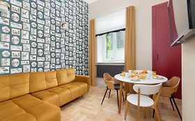 Rent Like Home - Krakowskie Przedmiescie 12 II